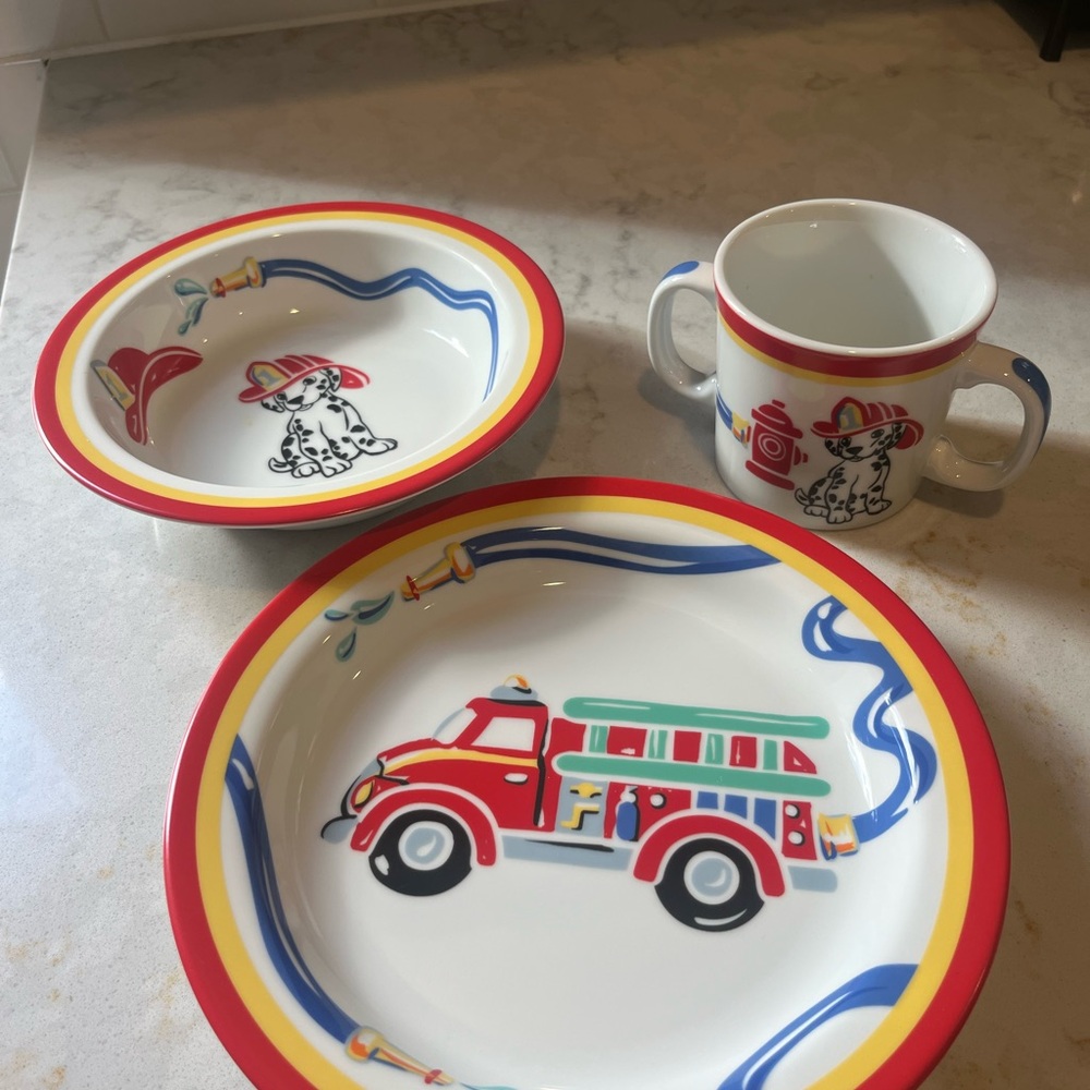 Tiffany & Co. Fire Station Kids Porcelain Dinnerware Set